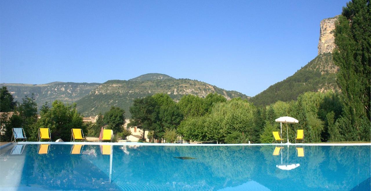 Village Club Les Lavandes - Neaclub Rémuzat Exterior foto